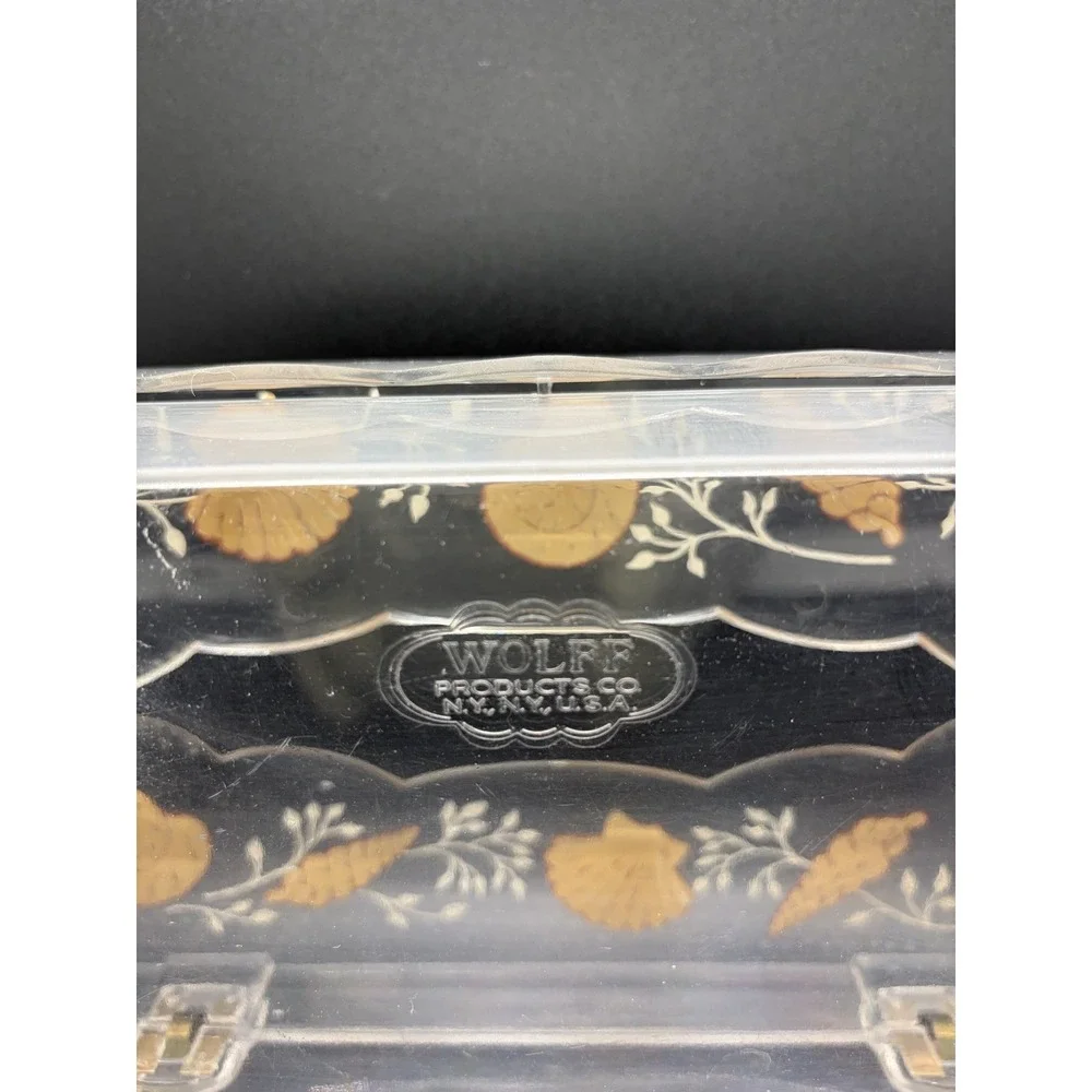 Wolff Tissue Box Holder Cover Clear‎ Lucite Acrylic Plastic Peach Seashells
